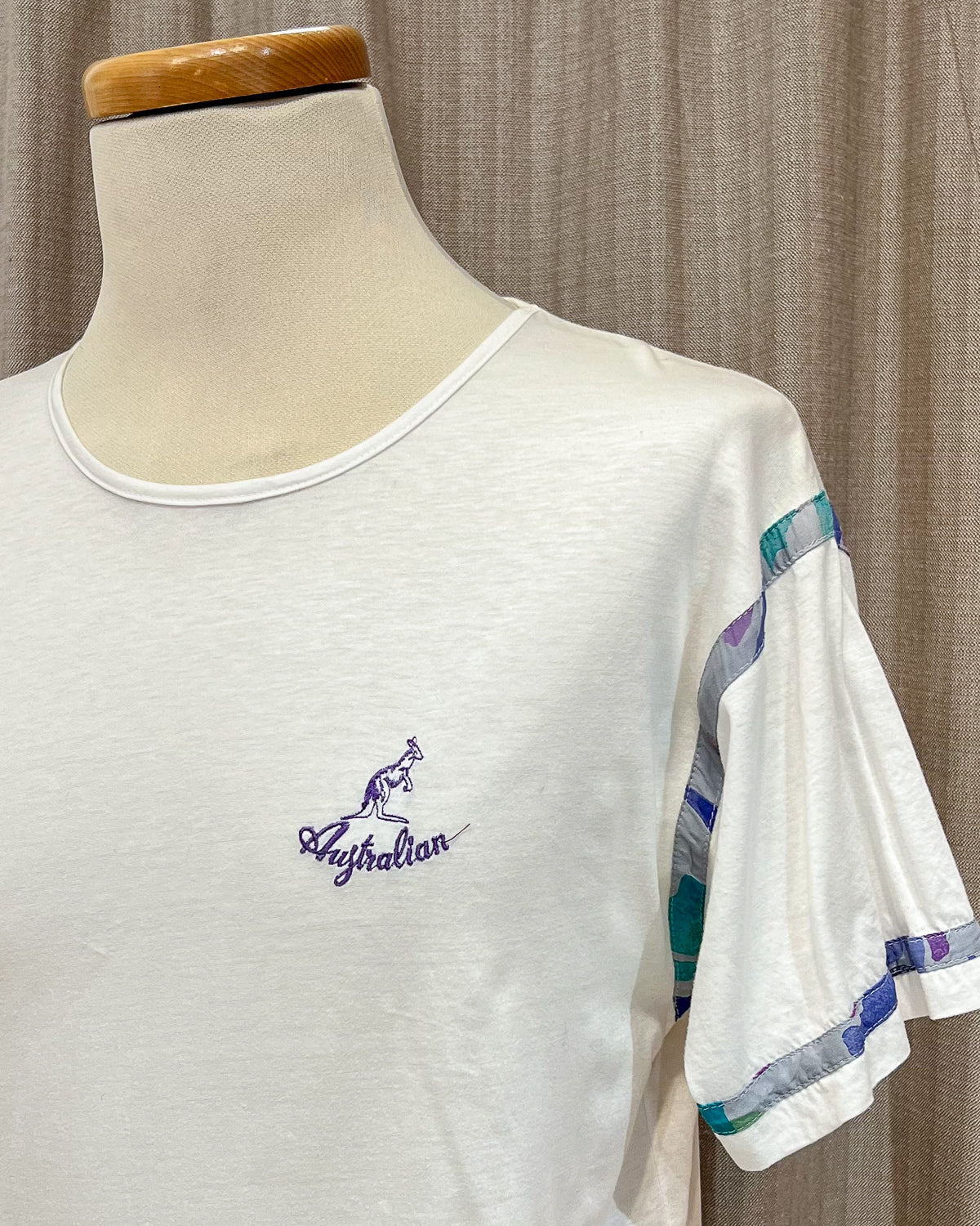 Australian - Vintage Tee - M